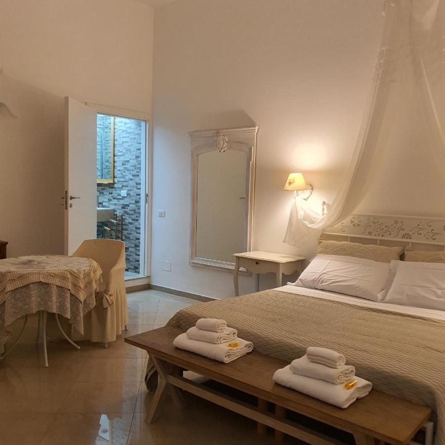 White Suite Polignano 08 Полиняно а Маре Екстериор снимка